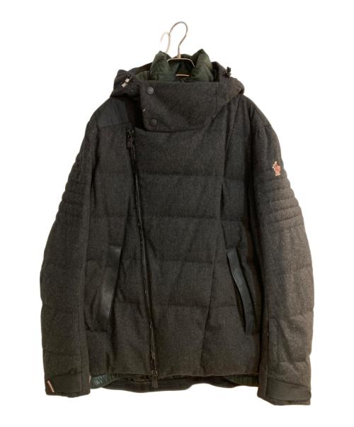 MONCLER GRENOBLE（モンクレール グルノーブル）MONCLER GRENOBLE (モンクレール グルノーブル) TRIVOR GIUBBOTTO グレー サイズ:4の古着・服飾アイテム