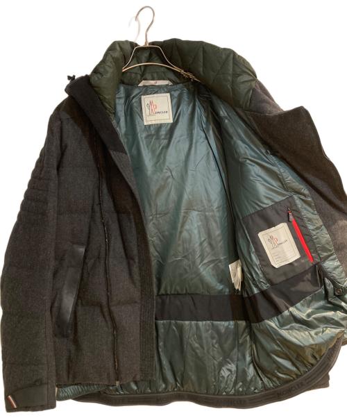 MONCLER GRENOBLE（モンクレール グルノーブル）MONCLER GRENOBLE (モンクレール グルノーブル) TRIVOR GIUBBOTTO グレー サイズ:4の古着・服飾アイテム