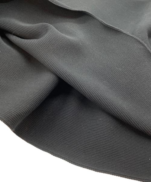 CFCL（シーエフシーエル）CFCL (シーエフシーエル) POTTERY ORNAMENT SHORT BELL SLEEVE FLARE DRESS ブラック サイズ:3の古着・服飾アイテム