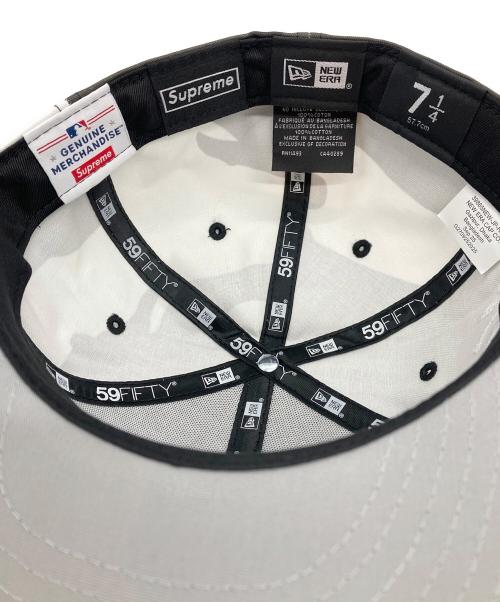 New Era（ニューエラ）New Era (ニューエラ) Supreme (シュプリーム) 25AW MLB Teams Box Logo New Era 59Fifty Cap グレー×ブラックの古着・服飾アイテム