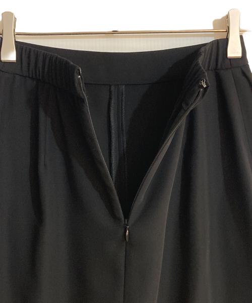 ADORE（アドーア）ADORE (アドーア) ドライタッチジョーゼットスカート ブラック サイズ:36 未使用品の古着・服飾アイテム