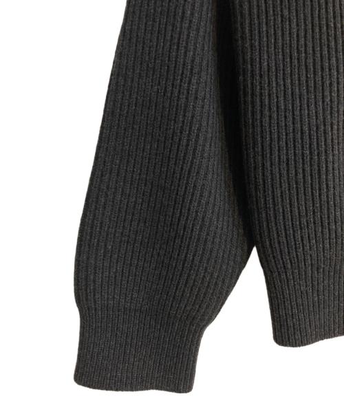 AURALEE（オーラリー）AURALEE (オーラリー) SUPER FINE WOOL RIB KNIT BIG P/O グレー サイズ:３の古着・服飾アイテム