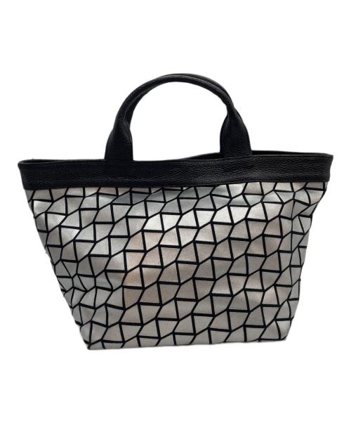 chi wata（チワタ）CHI WATA (チワタ) 幾何学模様トートバッグ シルバーの古着・服飾アイテム