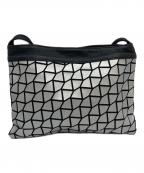 chi wataチワタ）の古着「幾何学模様ショルダーバッグ」｜シルバー