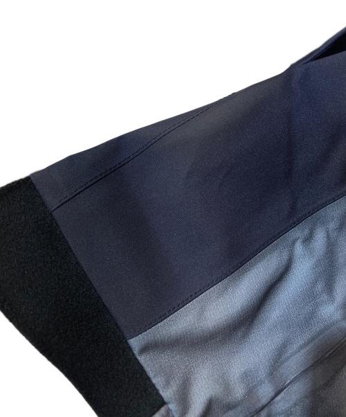 ARC'TERYX（アークテリクス）ARC'TERYX (アークテリクス) BETA AR JACKET ネイビー サイズ:XLの古着・服飾アイテム