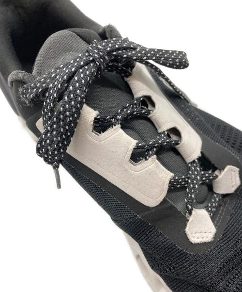 on（オン）On (オン) Running Cloudstratus 3 ブラック サイズ:28の古着・服飾アイテム