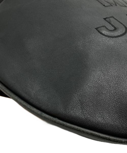 MARC JACOBS（マークジェイコブズ）MARC JACOBS (マークジェイコブズ) ソフトエンボスロゴショルダーバッグ ブラックの古着・服飾アイテム