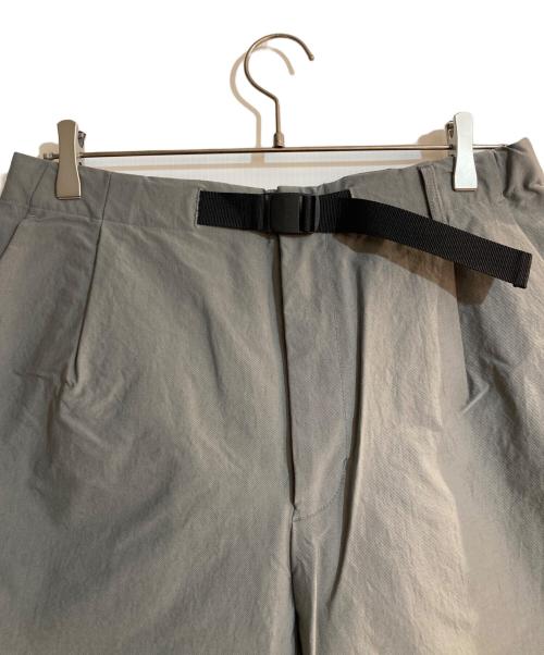 GOLDWIN（ゴールドウイン）GOLDWIN (ゴールドウイン) ワンタックテーパードストレッチツイルパンツ グレー サイズ:XLの古着・服飾アイテム