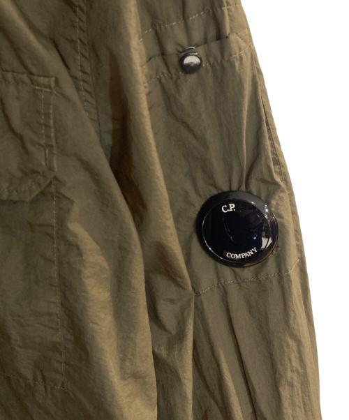 C.P COMPANY（シーピーカンパニー）C.P COMPANY (シーピーカンパニー) ナイロンゴーグルシャツ カーキ サイズ:Mの古着・服飾アイテム