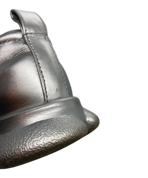 CAMPER（カンペール）CAMPER (カンペール) カースト フラットシューズ シルバー サイズ:40の古着・服飾アイテム