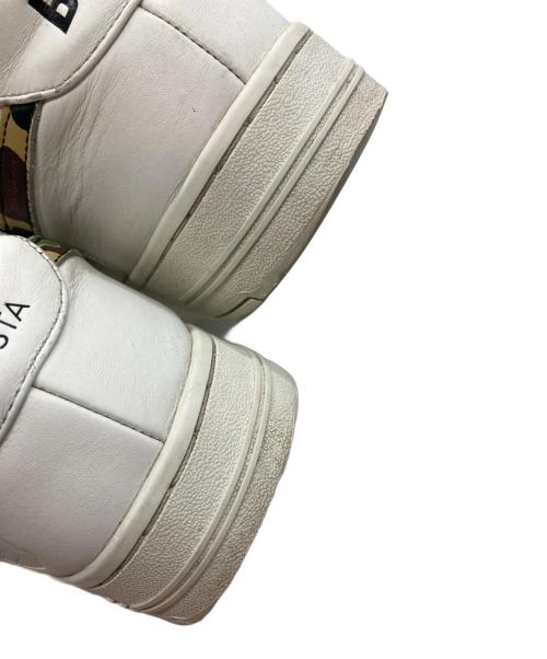 A BATHING APE（ア ベイシング エイプ）A BATHING APE (ア ベイシング エイプ) ABC CAMO BAPE STA ホワイト サイズ:２6㎝の古着・服飾アイテム