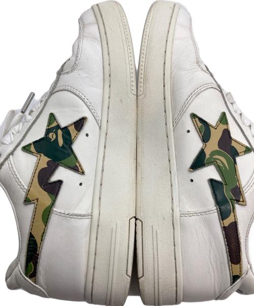 A BATHING APE（ア ベイシング エイプ）A BATHING APE (ア ベイシング エイプ) ABC CAMO BAPE STA ホワイト サイズ:２6㎝の古着・服飾アイテム
