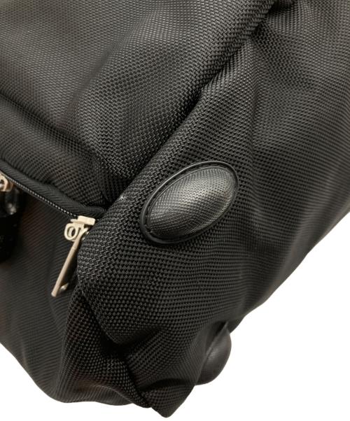 HUGO BOSS（ヒューゴ ボス）HUGO BOSS (ヒューゴ ボス) ナイロン2WAYブリーフケース ブラックの古着・服飾アイテム