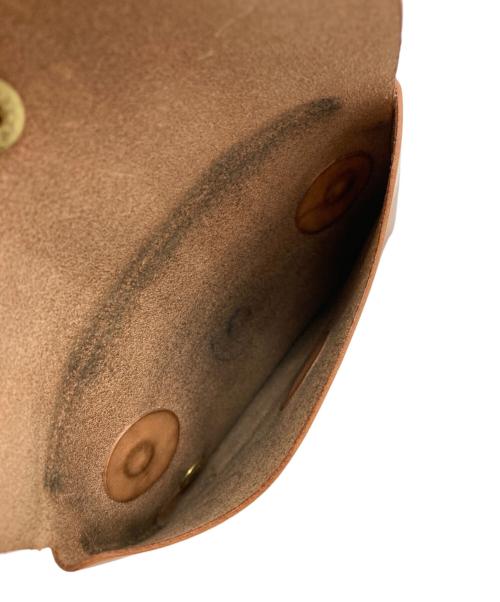 RED MOON（レッドムーン）RED MOON (レッドムーン) 2つ折りレザーウォレット ブラウンの古着・服飾アイテム