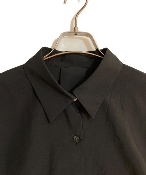 NOLLEY'S（ノーリーズ）NOLLEY'S (ノーリーズ) ウォッシャブル切替プリーツブラウス ブラック サイズ:38の古着・服飾アイテム