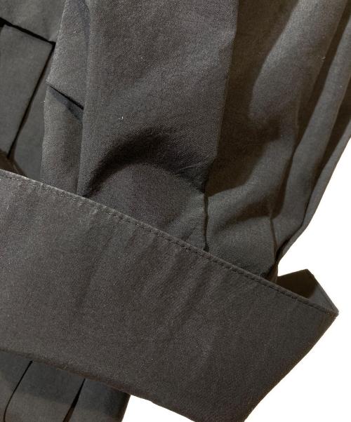 NOLLEY'S（ノーリーズ）NOLLEY'S (ノーリーズ) ウォッシャブル切替プリーツブラウス ブラック サイズ:38の古着・服飾アイテム