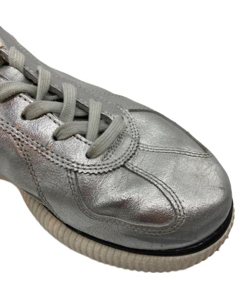 Onitsuka Tiger（オニツカタイガー）Onitsuka Tiger (オニツカタイガー) DELECITY / デレシティ シルバー サイズ:27の古着・服飾アイテム