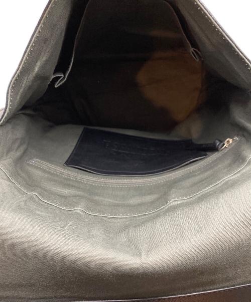 Vivienne Westwood（ヴィヴィアンウエストウッド）Vivienne Westwood (ヴィヴィアンウエストウッド) オーブエンボス アーサーリュック ブラックの古着・服飾アイテム