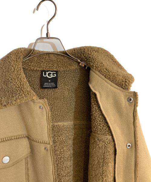 UGG（アグ）UGG (アグ) Janson UGGfluff Jacket II ベージュ サイズ:Mの古着・服飾アイテム