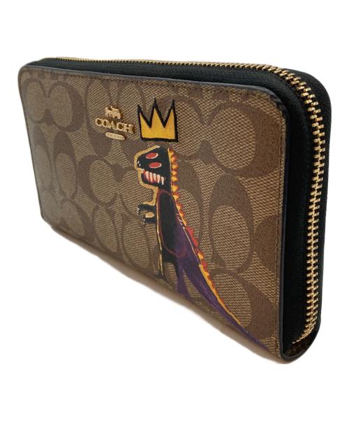 COACH（コーチ）COACH (コーチ) JEAN-MICHEL (ジャン・ミッシェル) BASQUIAT ROUND ZIP LONG WALLET ブラウンの古着・服飾アイテム