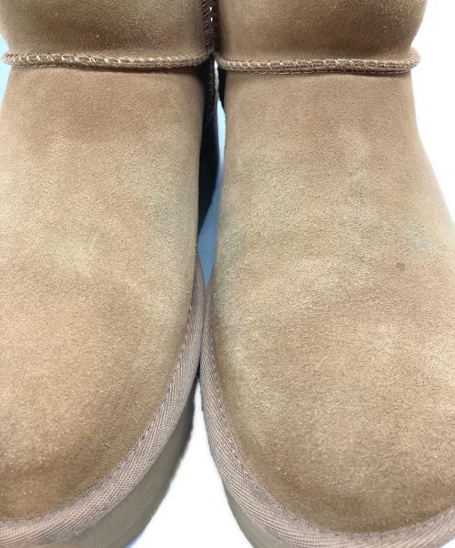 UGG（アグ）UGG (アグ) CLASSIC ULTRA MINI PLATFORM/クラシック ウルトラ ミニ プラットフォーム ブラウン サイズ:25cmの古着・服飾アイテム