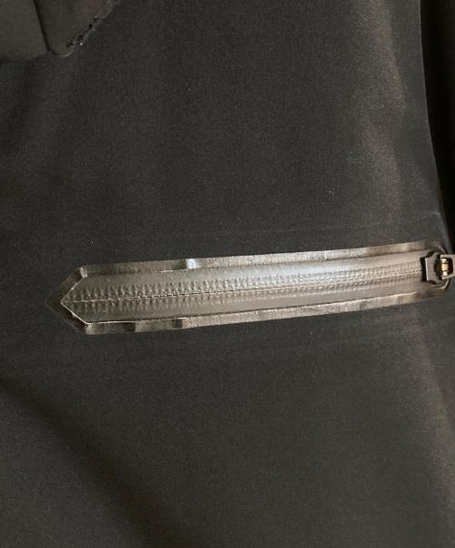 DESCENTE ALLTERRAIN（デザイント オルテライン）Descente ALLTERRAIN (デザイント オルテライン) foot the coacher (フットザコーチャー) ダウンジャケット ブラック サイズ:38の古着・服飾アイテム