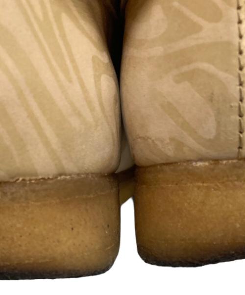 CLARKS（クラークス）CLARKS (クラークス) Wu Wear Wu Tang Clan (ウーウェアー ウータンクラン) ワラビーシューズ カーキ サイズ:26.5cmの古着・服飾アイテム