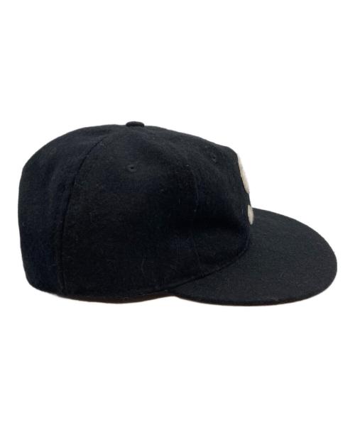 SUPREME（シュプリーム）Supreme (シュプリーム) Ebbets S Logo Fitted ブラックの古着・服飾アイテム