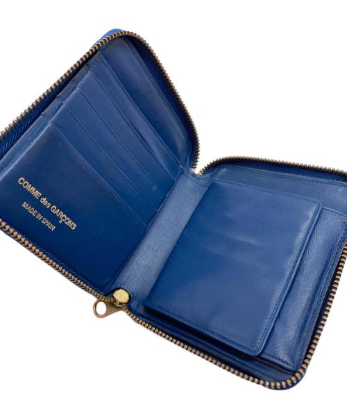 COMME des GARCONS（コムデギャルソン）COMME des GARCONS (コムデギャルソン) ラウンドファスナー財布 ブルーの古着・服飾アイテム