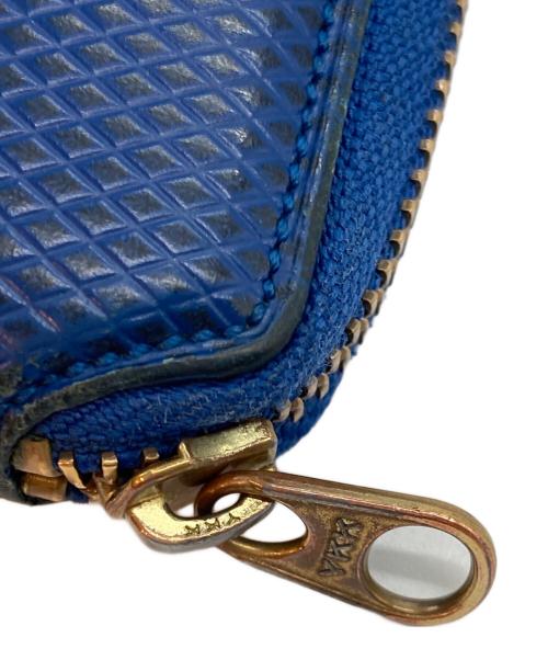 COMME des GARCONS（コムデギャルソン）COMME des GARCONS (コムデギャルソン) ラウンドファスナー財布 ブルーの古着・服飾アイテム