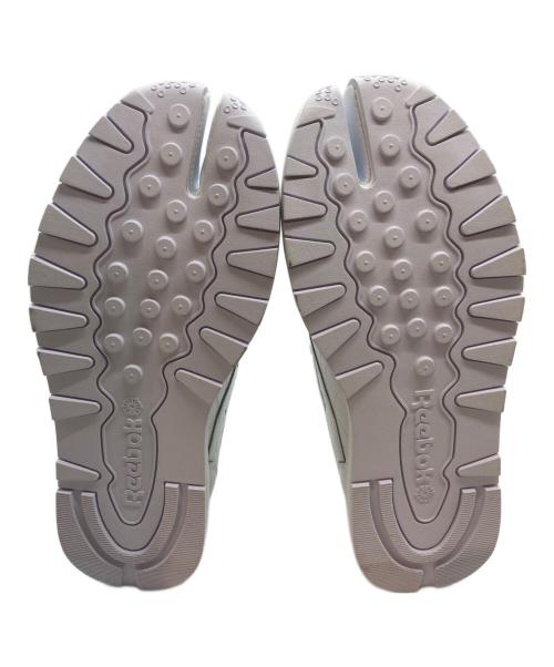 REEBOK（リーボック）REEBOK (リーボック) Maison Margiela (メゾンマルジェラ) CLASSIC LEATHER TABI ホワイト サイズ:27.5 未使用品の古着・服飾アイテム