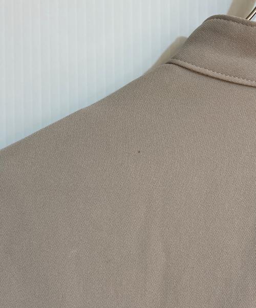 MUSE de Deuxieme Classe（ミューズ ドゥーズィエム クラス）MUSE de Deuxieme Classe (ミューズ ドゥーズィエム クラス) ジョーゼット 2way ブラウス ベージュ サイズ:不明の古着・服飾アイテム