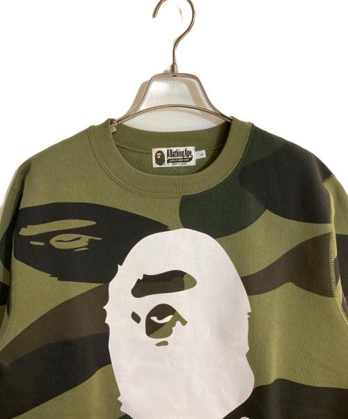 A BATHING APE（ア ベイシング エイプ）A BATHING APE (ア ベイシング エイプ) 1ST CAMO CREWNECK SWEATSHIRT オリーブ サイズ:Ｌの古着・服飾アイテム