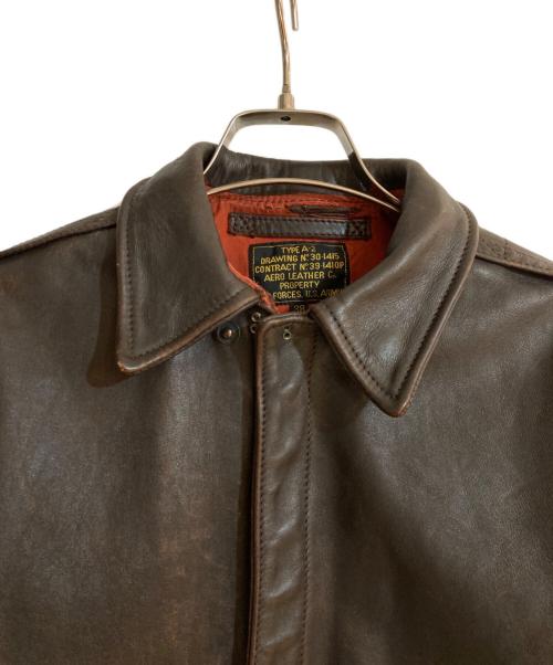 Aero LEATHER（エアロレザー）Aero LEATHER (エアロレザー) A-2フライト オールドレザージャケット ブラウン×レッド サイズ:３8の古着・服飾アイテム