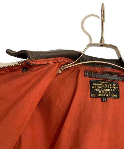 Aero LEATHER（エアロレザー）Aero LEATHER (エアロレザー) A-2フライト オールドレザージャケット ブラウン×レッド サイズ:３8の古着・服飾アイテム