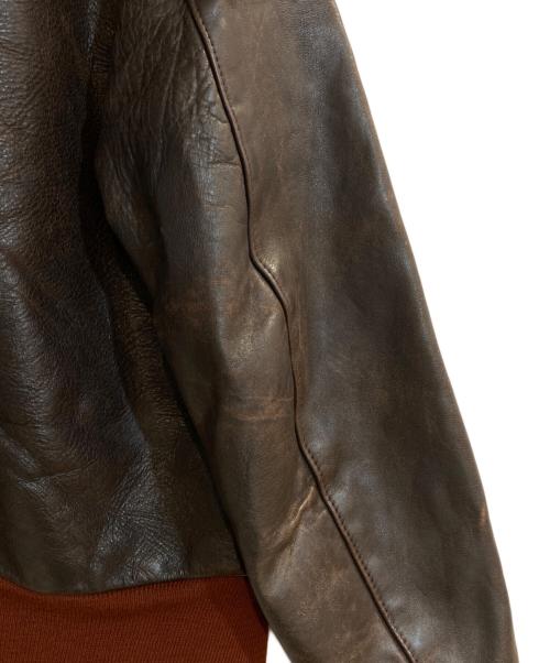 Aero LEATHER（エアロレザー）Aero LEATHER (エアロレザー) A-2フライト オールドレザージャケット ブラウン×レッド サイズ:３8の古着・服飾アイテム