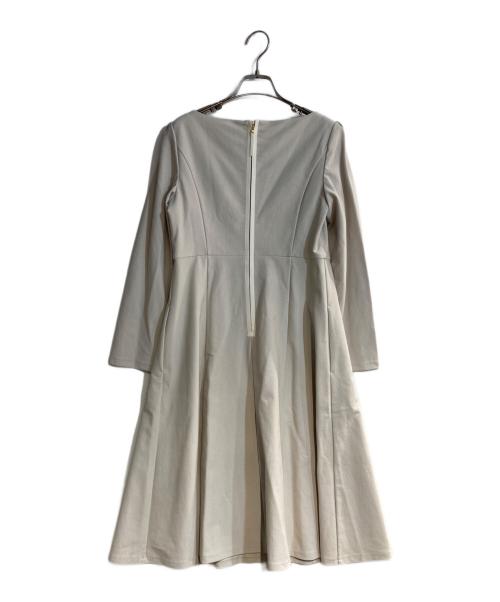 TOCCA（トッカ）TOCCA (トッカ) 【洗える！】LAURA DRESS ドレス ベージュ サイズ:4 未使用品の古着・服飾アイテム