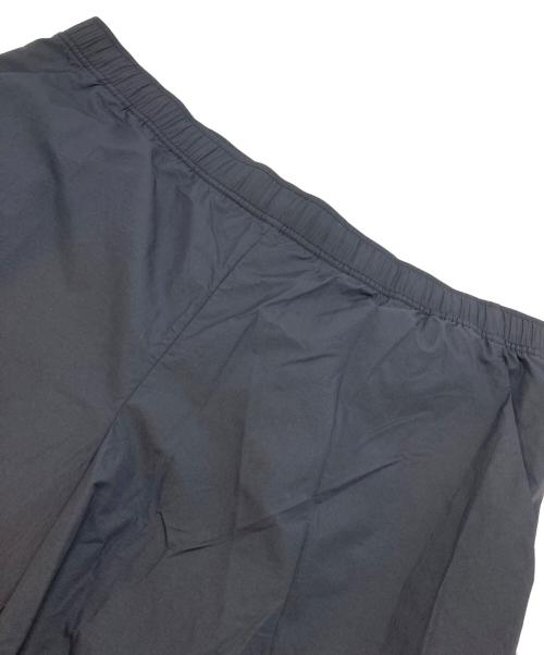 on（オン）on (オン) BEAMS (ビームス) Shorts Beams ブラック サイズ:XL 未使用品の古着・服飾アイテム