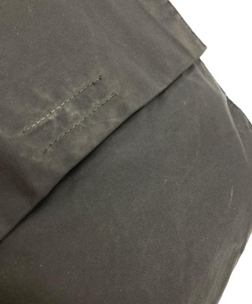 PRADA（プラダ）PRADA (プラダ) ロゴプレートバックフラップショルダーバッグ ブラックの古着・服飾アイテム