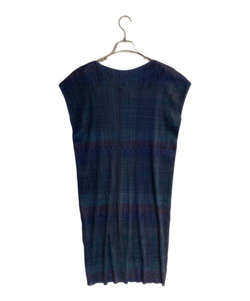 M.&KYOKO（エムアンドキョウコ）M.&KYOKO (エムアンドキョウコ) グラデーションニットプリーツワンピース ブルー サイズ:FREEの古着・服飾アイテム
