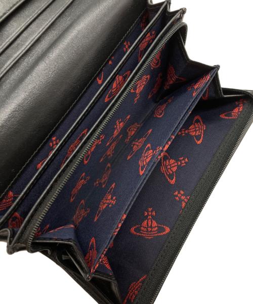 Vivienne Westwood（ヴィヴィアンウエストウッド）Vivienne Westwood (ヴィヴィアンウエストウッド) パテントリボンデザイン長財布の古着・服飾アイテム