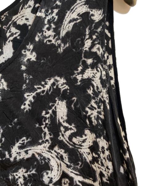 Y's（ワイズ）Y's (ワイズ) 総柄ノースリーブワンピース ブラック サイズ:1の古着・服飾アイテム