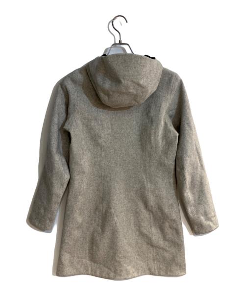 ARC'TERYX（アークテリクス）ARC'TERYX (アークテリクス) EMBRA COAT ベージュ サイズ:XSの古着・服飾アイテム