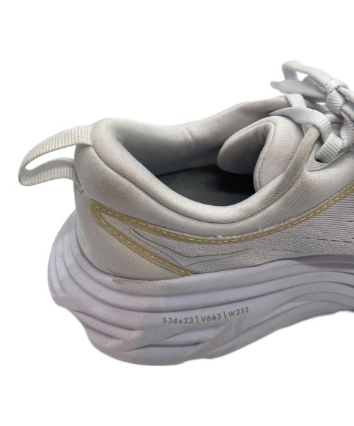 HOKAONEONE（ホカオネオネ）HOKAONEONE (ホカオネオネ) Bondi 8 ホワイト サイズ:24の古着・服飾アイテム