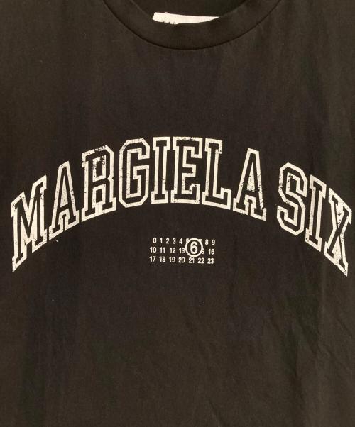MM6 Maison Margiela（エムエムシックスメゾンマルジェラ）MM6 Maison Margiela (エムエムシックスメゾンマルジェラ) バーシティプリントカットソー ブラック サイズ:Sの古着・服飾アイテム