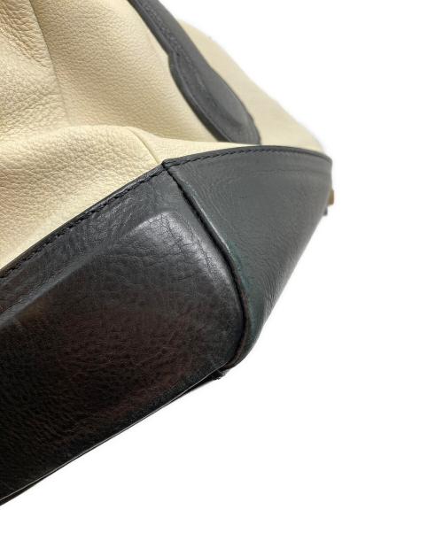 CELINE（セリーヌ）CELINE (セリーヌ) ミニボストンバッグ ホワイトの古着・服飾アイテム