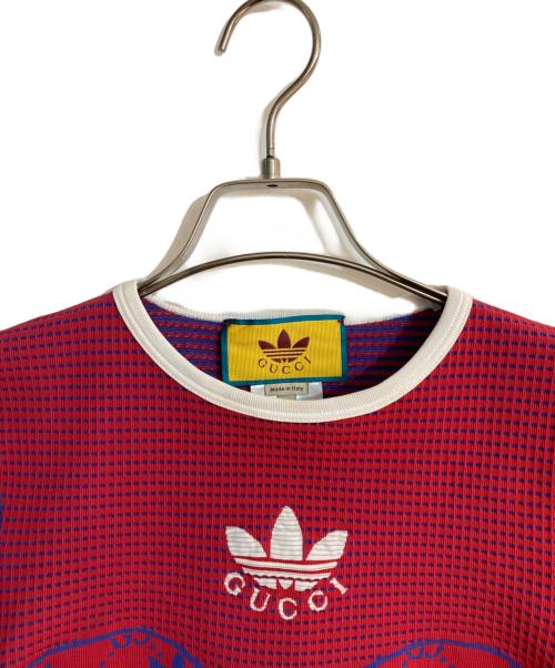 GUCCI（グッチ）GUCCI (グッチ) adidas (アディダス) Red Logo Jacquard Stripe Short Sleeve Sweater レッド サイズ:Mの古着・服飾アイテム