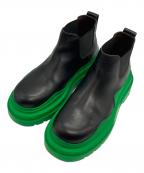 BOTTEGA VENETAボッテガベネタ）の古着「タイヤチェルシーブーツ」｜ブラック×グリーン