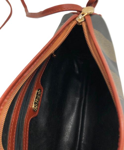 FENDI（フェンディ）FENDI (フェンディ) ペカン柄オールドショルダーバッグ ブラック×ブラウンの古着・服飾アイテム