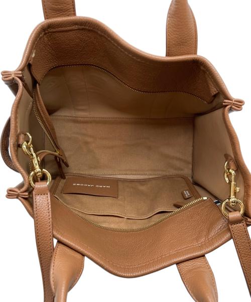 MARC JACOBS（マークジェイコブス）MARC JACOBS (マークジェイコブス) THE TOTE BAG ブラウンの古着・服飾アイテム